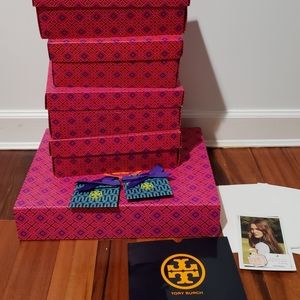 Reserved- tory burch boxes